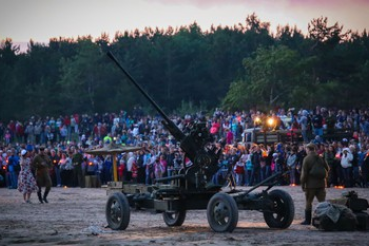 Военно-историческая реконструкция «Внимание! Воздух!» поразила своими масштабами!